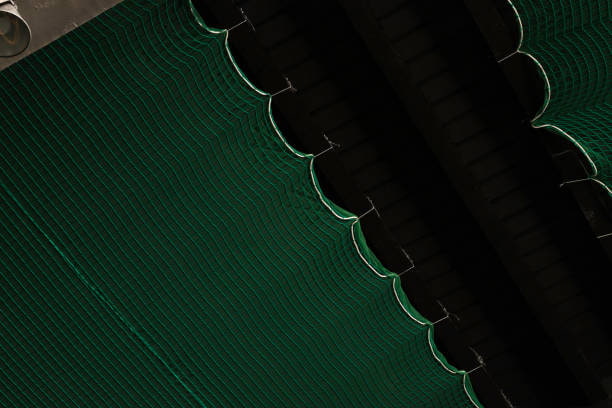توری برای سایه‌ بان انتخاب کاربردی جهت تنظیم میزان نور محیط